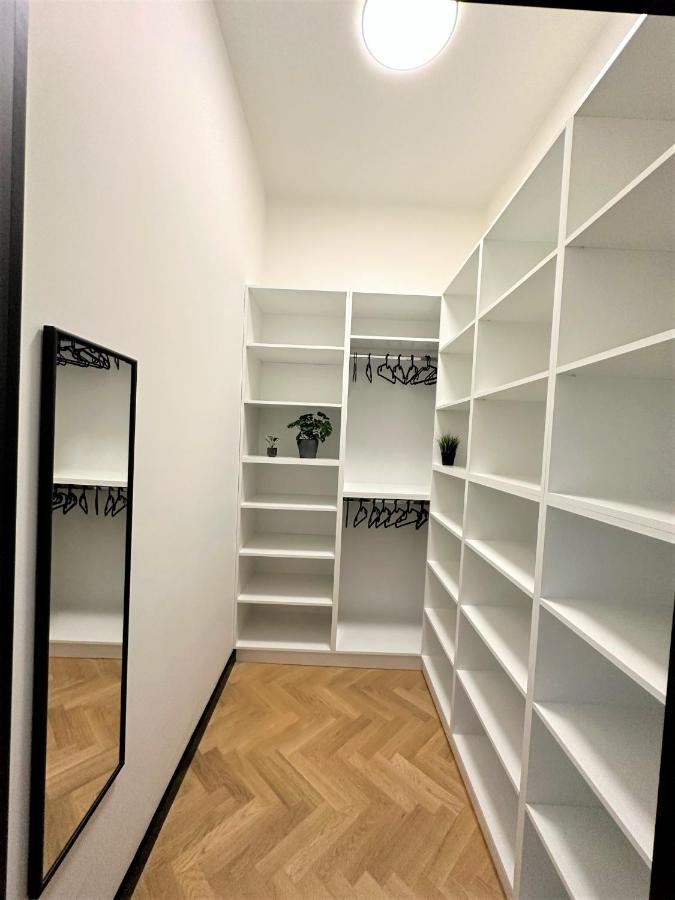 Luxury 100M2 Loft Design-Apartment At Wawel + Netflix Cracovie Extérieur photo